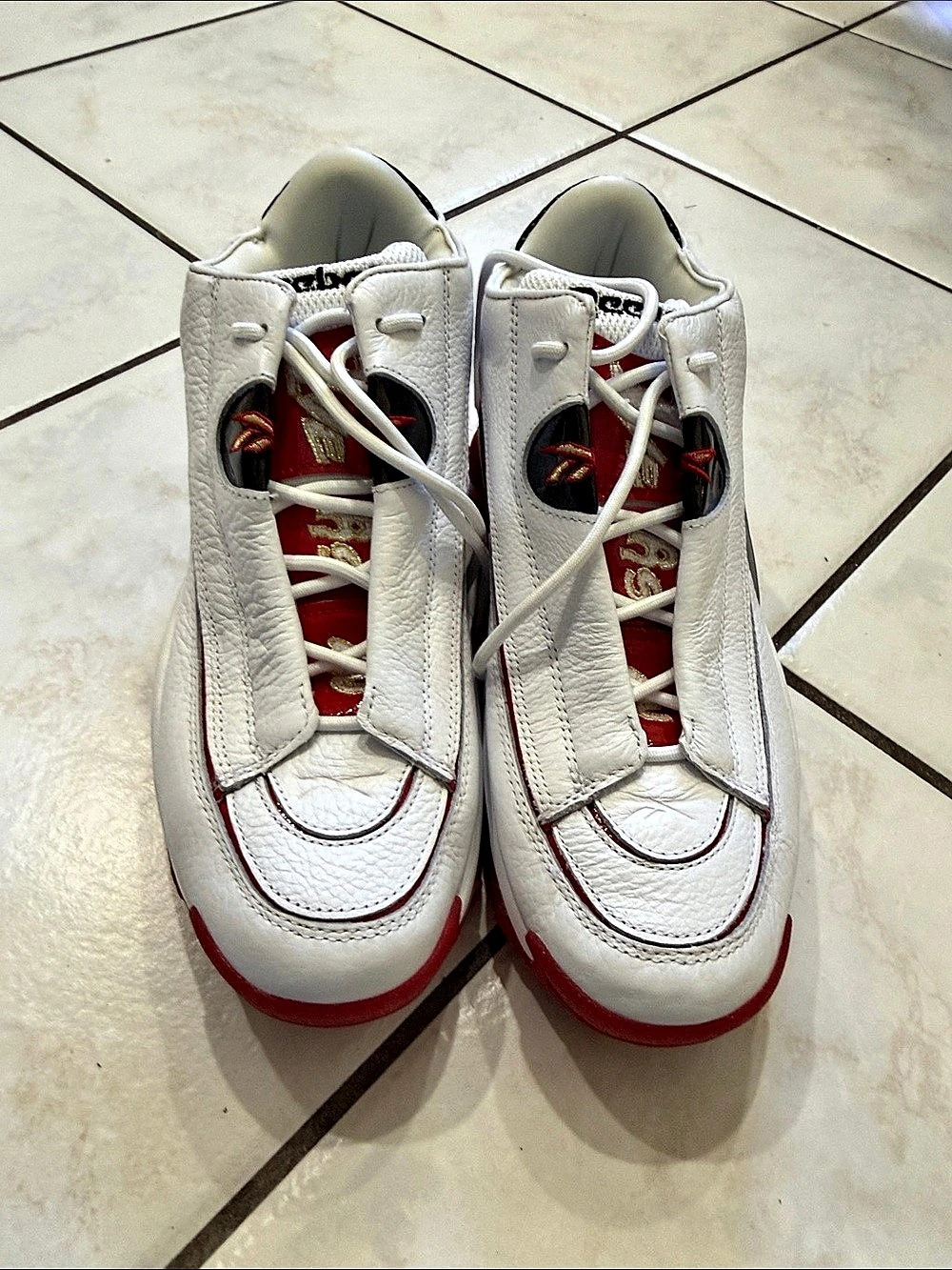 Allen Iverson The Answer Reebok Sneakers - Picture 2 of 8